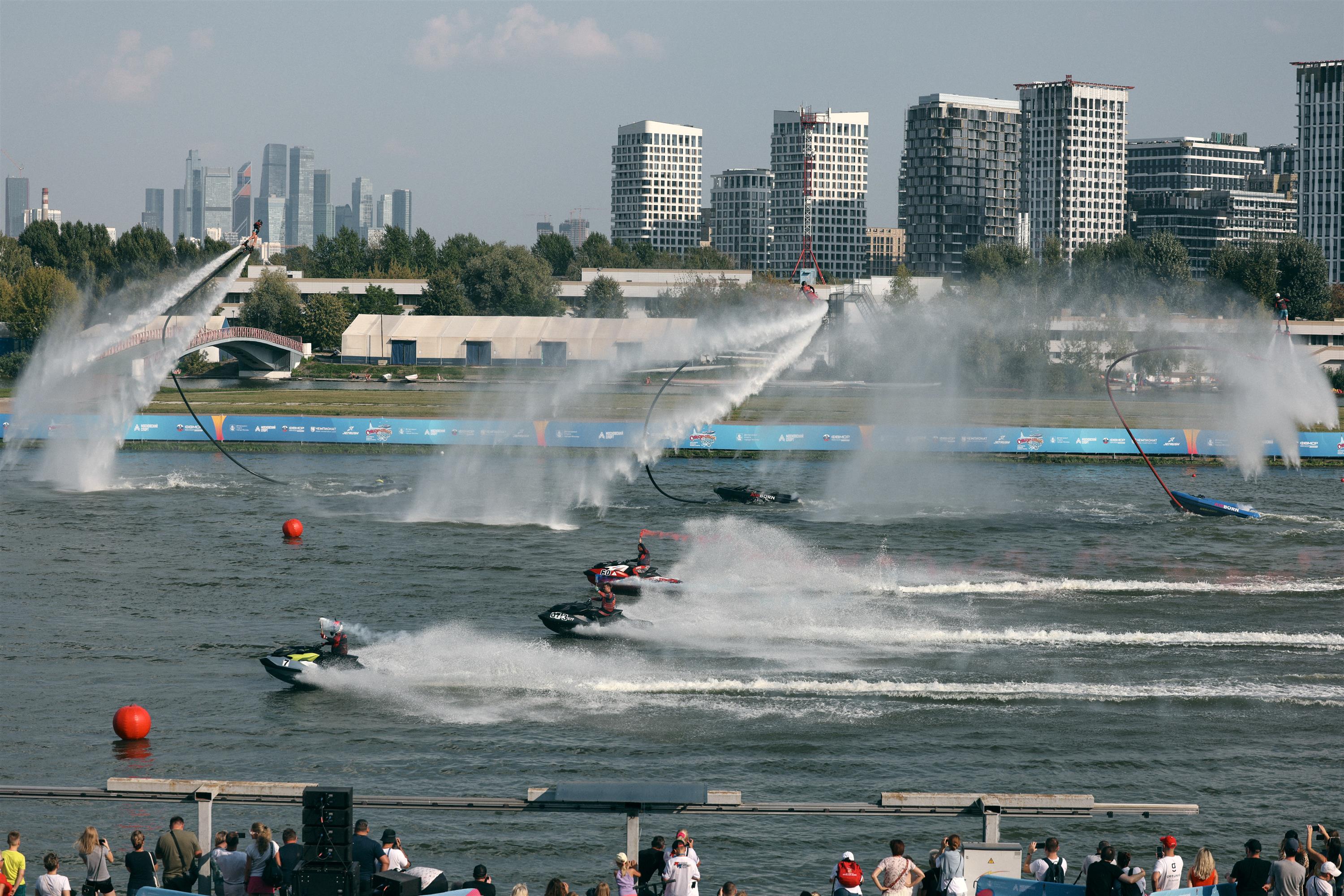 Адреналин на воде: Чемпионат России 2024 по водно-моторным видам спорта завершен.